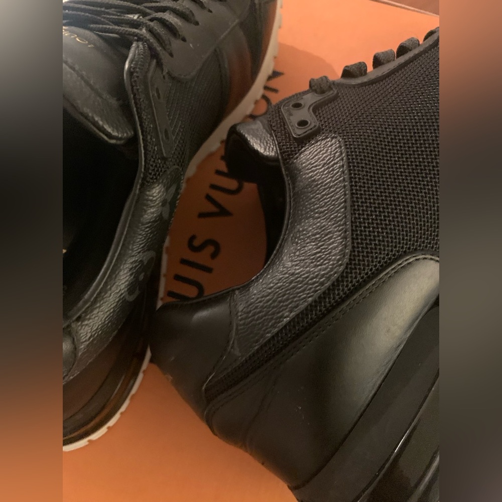 Louis Vuitton monogram run away trainer sneakers men size 11 black white - Picture 7 of 13